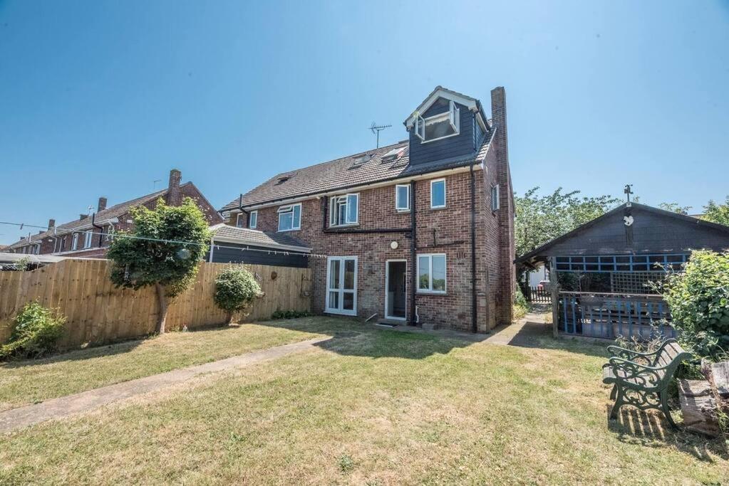 Number 27, Alderton Villa Woodbridge Exteriör bild